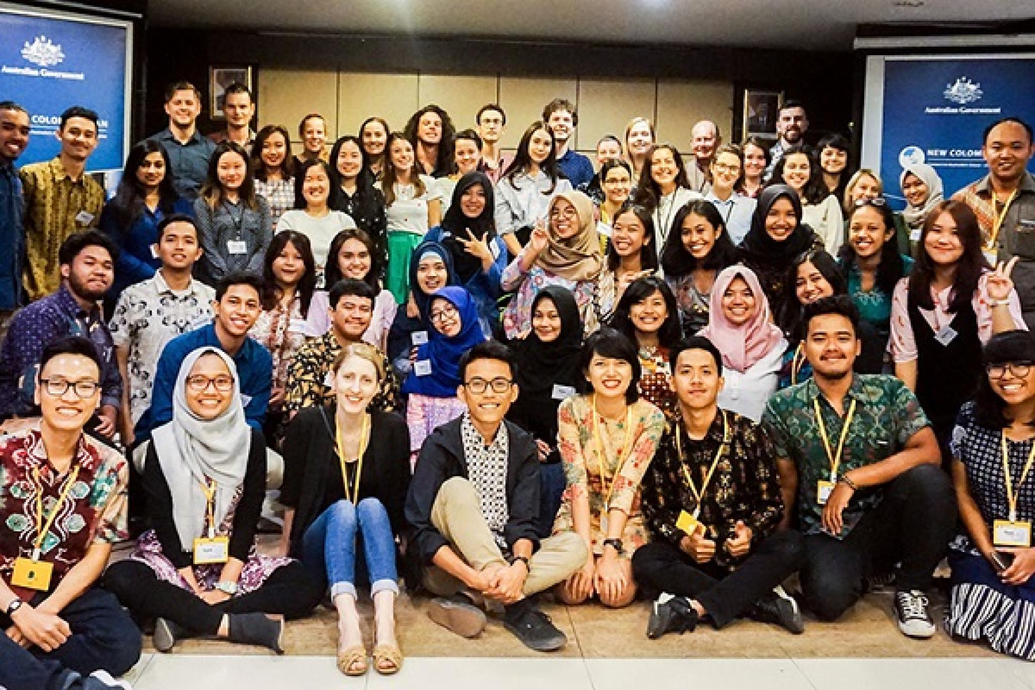 A group of Australian and Indonesian students and ACICIS staff gather in Jakarta) Image credit: ACICIS